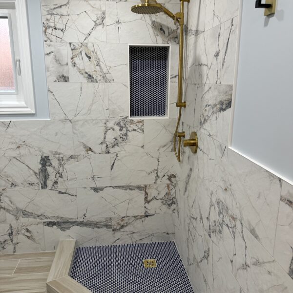 Modern Navy & Marble 3-Piece Bathroom