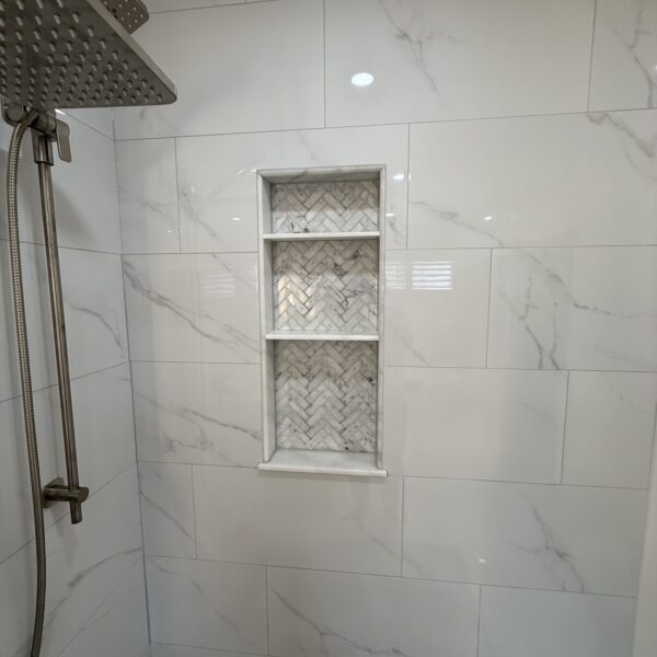 Modern Spa 4-Piece Bathroom